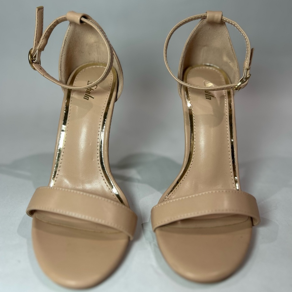 Chic Blush Strappy Heels